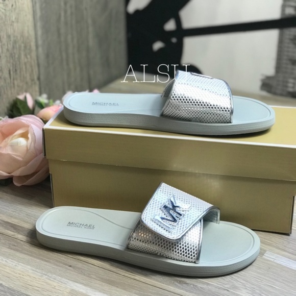 Michael Kors Palmer Slide Net Mesh Silver White W - Picture 2 of 8